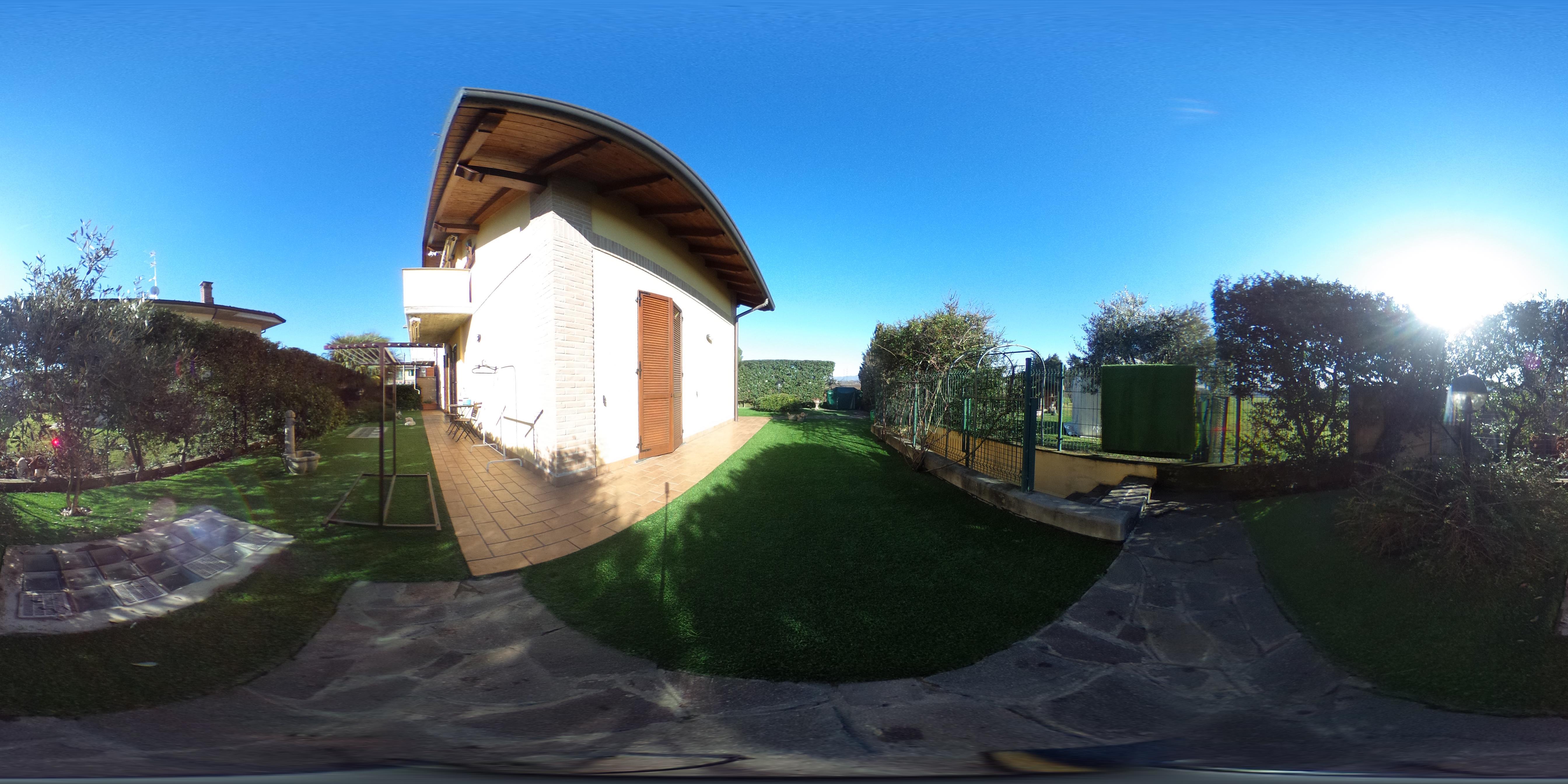 Villa bifamiliare in Vendita Lazzate